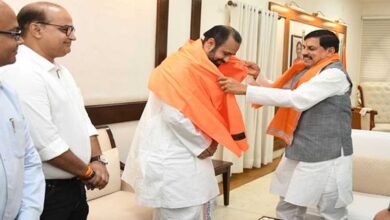 मुख्यमंत्री डॉ. यादव से श्री नाथजी मंदिर, नाथद्वारा के गोस्वामी विशाल बावा साहब ने की भेंट