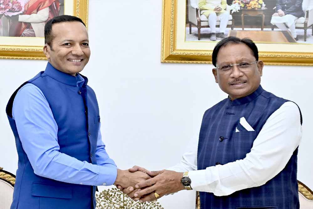रायपुर : मुख्यमंत्री श्री साय से सांसद श्री नवीन जिंदल ने की सौजन्य मुलाकात रायपुर : मुख्यमंत्री श्री साय से सांसद श्री नवीन जिंदल ने की सौजन्य मुलाकात