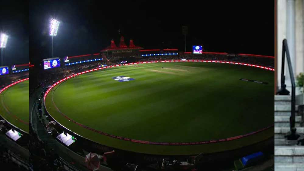 भारत-पाकिस्तान तनाव के बीच आईपीएल 2025 पर संकट के बादल छा गए, आज BCCI लेगा बड़ा फैसला भारत-पाकिस्तान तनाव के बीच आईपीएल 2025 पर संकट के बादल छा गए, आज BCCI लेगा बड़ा फैसला