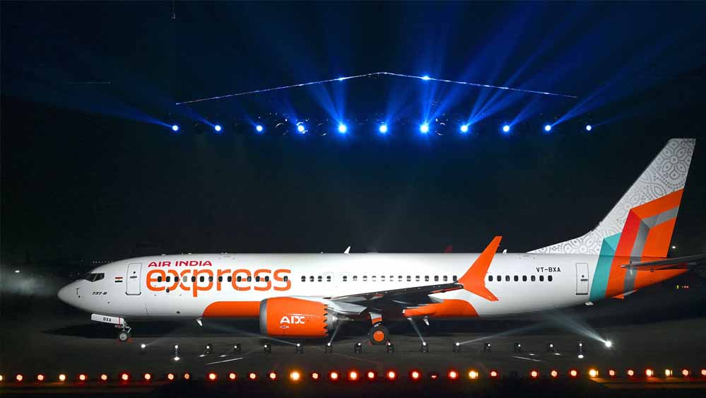 यात्रियों को समय से तीन घंटे पहले एयरपोर्ट पहुंचने की सलाह , प्रस्थान से 75 मिनट पहले चेक-इन बंद यात्रियों को समय से तीन घंटे पहले एयरपोर्ट पहुंचने की सलाह , प्रस्थान से 75 मिनट पहले चेक-इन बंद