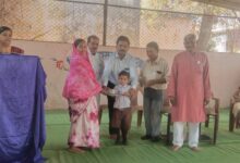 परीक्षा में प्रथम, द्वितीय एवं तृतीय स्थान प्राप्त करने वाले विद्यार्थियों को किया गया पुरुस्कृत