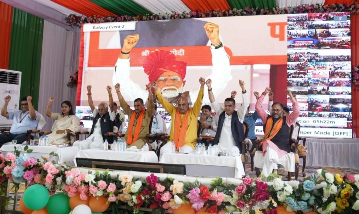 अमृत भारत स्टेशन योजना के अंतर्गत बन रहे रायपुर रेल मंडल के 03 स्टेशनों उरकुरा, भानुप्रतापपुर एवं भिलाई का प्रधानमंत्री ने किया उद्घाटन अमृत भारत स्टेशन योजना के अंतर्गत बन रहे रायपुर रेल मंडल के 03 स्टेशनों उरकुरा, भानुप्रतापपुर एवं भिलाई का प्रधानमंत्री ने किया उद्घाटन