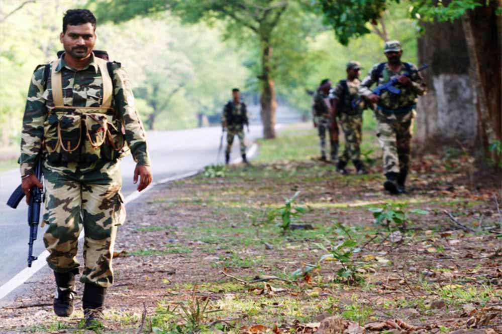नक्सलियों के लिए काल बना ‘ऑपरेशन संकल्प’, ऐसे किया जा रहा है माओवाद का सफाया नक्सलियों के लिए काल बना ‘ऑपरेशन संकल्प’, ऐसे किया जा रहा है माओवाद का सफाया