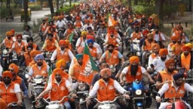 भारतीय सशस्त्र बलों के सम्मान में दिल्ली में ‘खालसा तिरंगा यात्रा’ में कई सिख युवकों ने भाग लिया, निकाली गई बाइक रैली