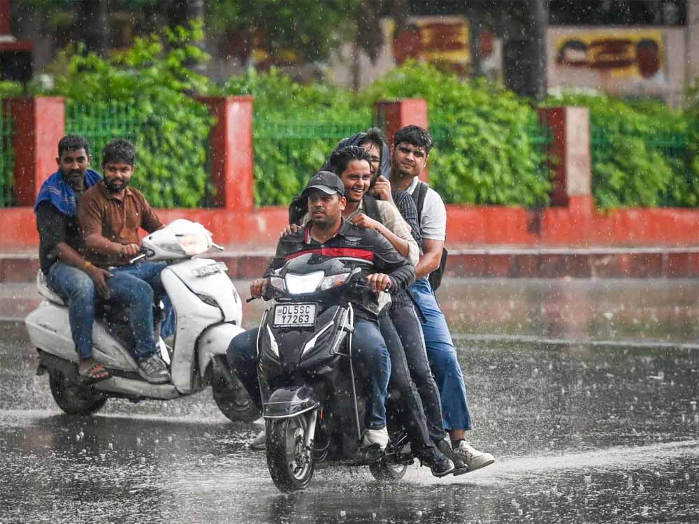 दिल्ली-एनसीआर वालों को क्या आने वाले दिनों में गर्मी से राहत मिलेगी?, भीषण गर्मी के बीच अब कब होगी बारिश दिल्ली-एनसीआर वालों को क्या आने वाले दिनों में गर्मी से राहत मिलेगी?, भीषण गर्मी के बीच अब कब होगी बारिश