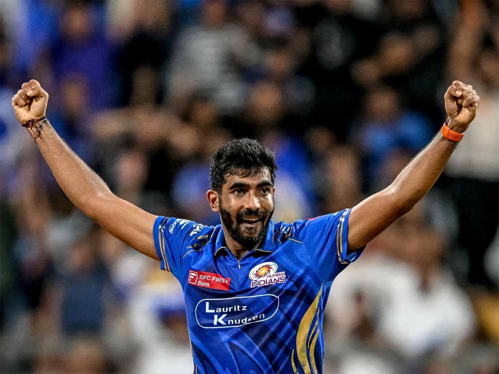 पर्पल कैप का कौन दावेदार? जसप्रीत बुमराह भी एक नाम, टॉप-5 में एक से एक बड़े महारथी शुमार पर्पल कैप का कौन दावेदार? जसप्रीत बुमराह भी एक नाम, टॉप-5 में एक से एक बड़े महारथी शुमार