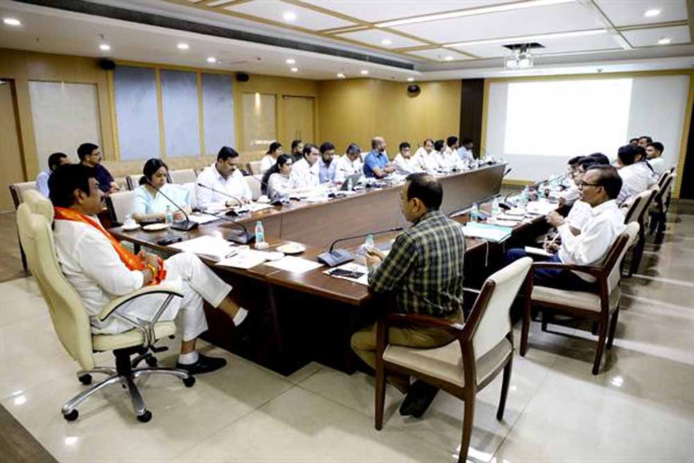 कार्य में लाये तेजी, प्रचार-प्रसार पर करे फोकस : खाद्य मंत्री श्री राजपूत