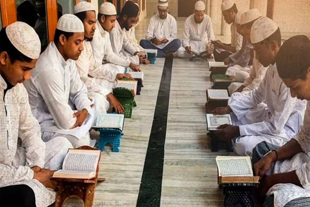 पीओके में 1000 से अधिक मदरसे बंद कर दिए गए, भारतीय सेना का ‘खौफ’ पीओके में 1000 से अधिक मदरसे बंद कर दिए गए, भारतीय सेना का ‘खौफ’