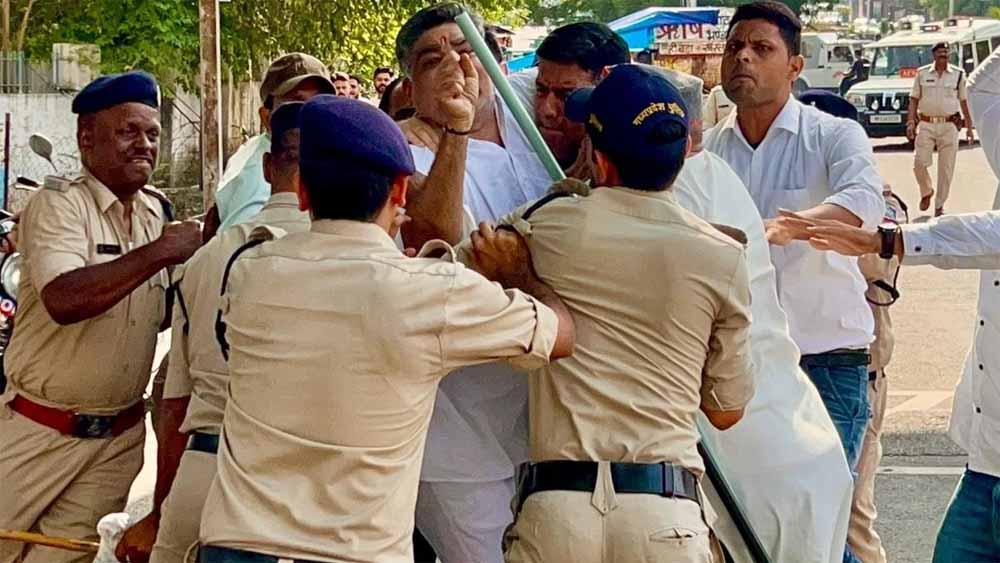 मंत्री विजय शाह के बंगले पर कालिख पोत चुके हैं शुक्ला, अब जगदीश देवड़ा के बंगले पर पोतने जा रहे थे, हुए अरेस्ट