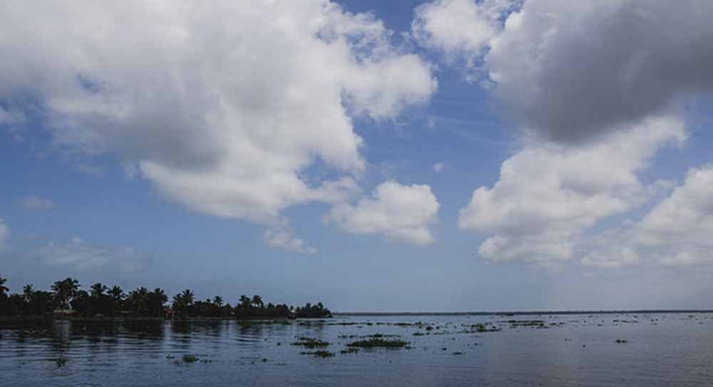 आज अंडमान-निकोबार द्वीप, दक्षिण बंगाल की खाड़ी और अंडमान सागर के कुछ हिस्सों में समय से पहले दस्तक दी आज अंडमान-निकोबार द्वीप, दक्षिण बंगाल की खाड़ी और अंडमान सागर के कुछ हिस्सों में समय से पहले दस्तक दी
