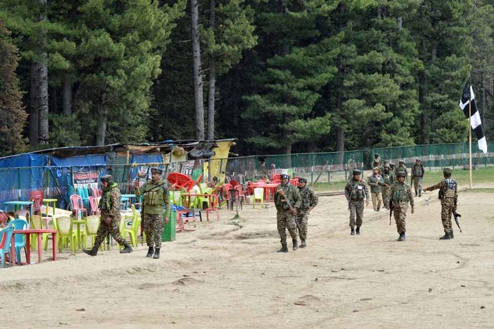 जनहित याचिका में उठी मांग- पहलगाम आतंकी घटना का नाम ‘शहीद हिंदू घाटी टूरिस्ट प्लेस’ रखा जाए जनहित याचिका में उठी मांग- पहलगाम आतंकी घटना का नाम ‘शहीद हिंदू घाटी टूरिस्ट प्लेस’ रखा जाए