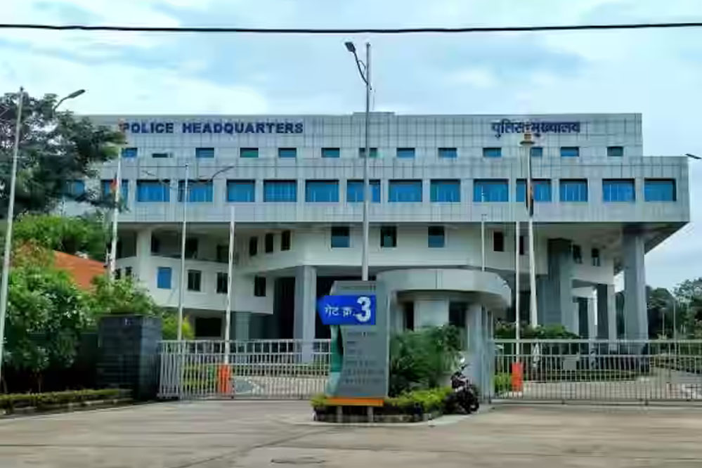 प्रशासनिक फेरबदल 27 डिप्टी एसपी और असिस्टेंट कमांडेंट को पदोन्नत कर एडिशनल एसपी और डिप्टी कमांडेंट के पद पर नियुक्त किया प्रशासनिक फेरबदल 27 डिप्टी एसपी और असिस्टेंट कमांडेंट को पदोन्नत कर एडिशनल एसपी और डिप्टी कमांडेंट के पद पर नियुक्त किया