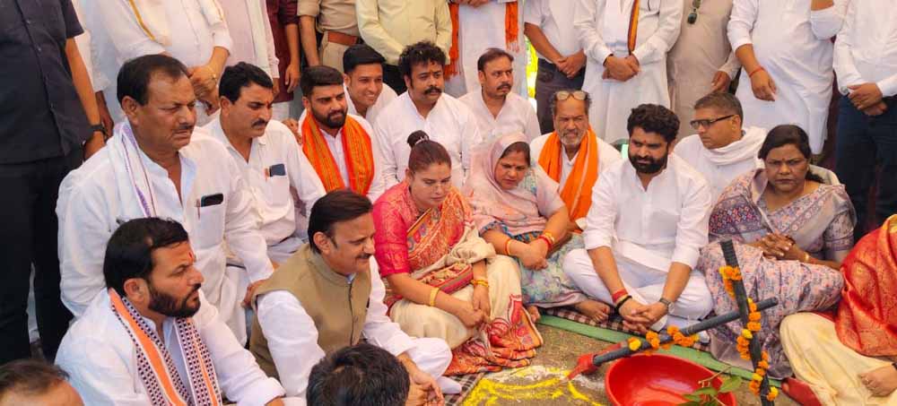 जल गंगा संवर्धन अभियान के अंतर्गत सागर को पानीदार बनाएं, जल स्रोतों को करें पुनर्जीवित: उप मुख्यमंत्री शुक्ल जल गंगा संवर्धन अभियान के अंतर्गत सागर को पानीदार बनाएं, जल स्रोतों को करें पुनर्जीवित: उप मुख्यमंत्री शुक्ल