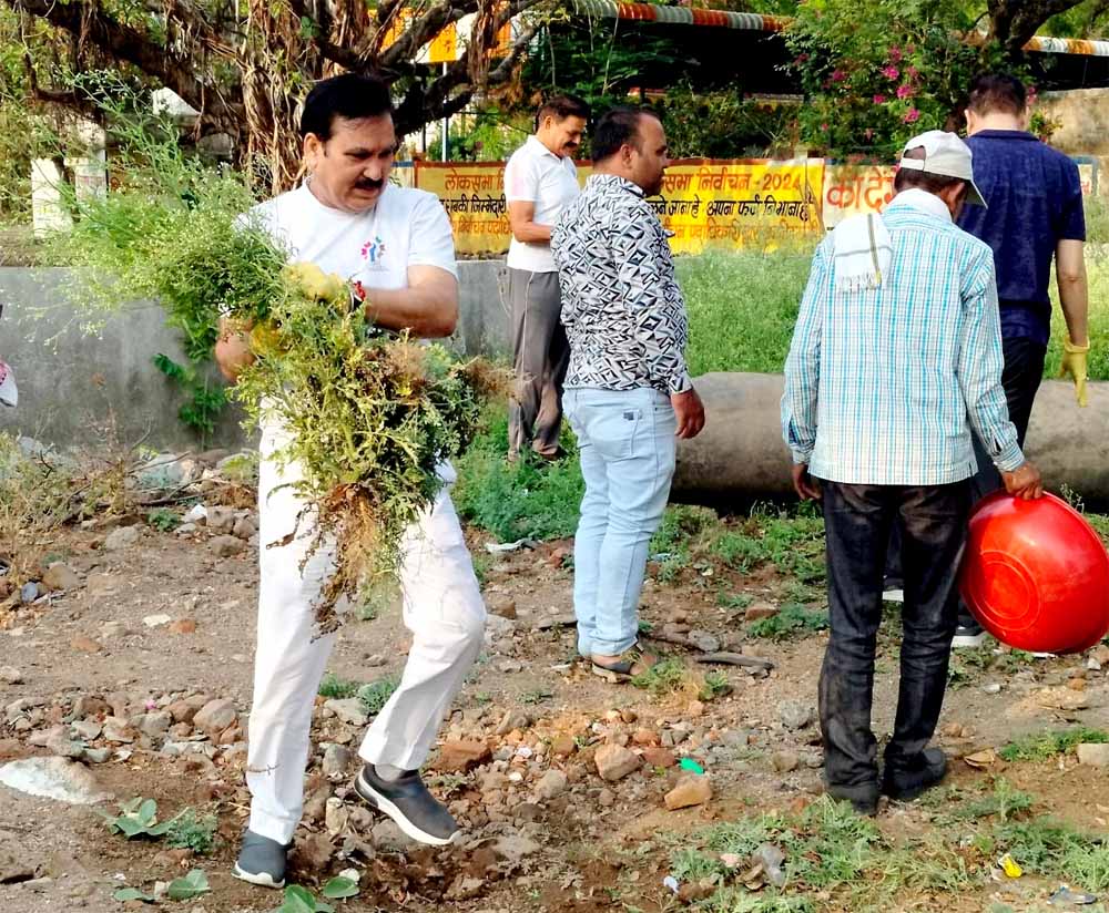 मंत्री टेटवाल ने स्वच्छता के माध्यम से राष्ट्रसेवा का दिया संदेश मंत्री टेटवाल ने स्वच्छता के माध्यम से राष्ट्रसेवा का दिया संदेश