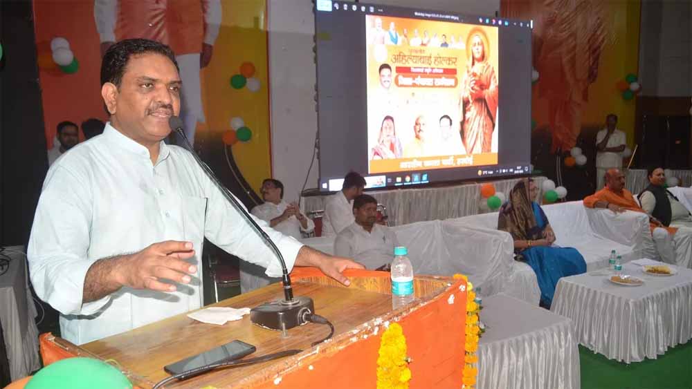 योगी आदित्यनाथ सरकार ने बढ़ाया उपहार, सामूहिक विवाह में दुल्हन को अब उपहार में मिलेगी सिंदूरदानी भी योगी आदित्यनाथ सरकार ने बढ़ाया उपहार, सामूहिक विवाह में दुल्हन को अब उपहार में मिलेगी सिंदूरदानी भी
