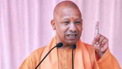 CM योगी ने नवचयनित 494 असिस्टेंट टीचर, 49 लेक्चरर्स को नियुक्ति पत्र दिए
