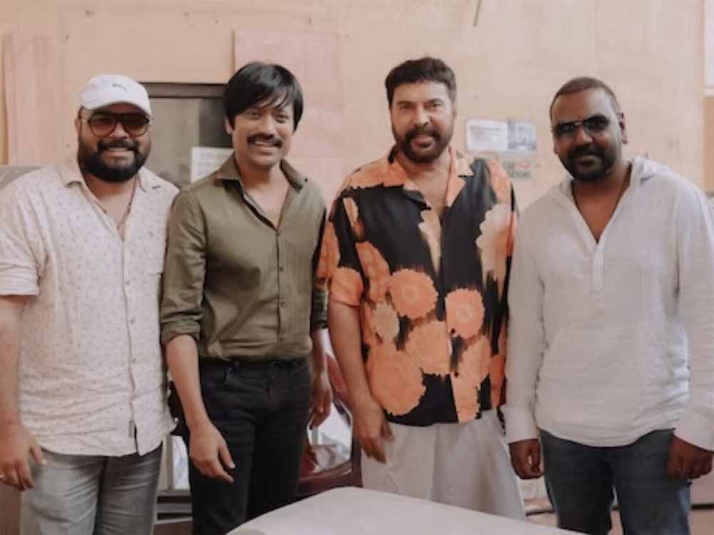 अपकमिंग फिल्म के लिए एसजे सूर्या को राघव लॉरेंस ने दी बधाई, बोले- ‘पूरा हो आपका सपना’ अपकमिंग फिल्म के लिए एसजे सूर्या को राघव लॉरेंस ने दी बधाई, बोले- ‘पूरा हो आपका सपना’