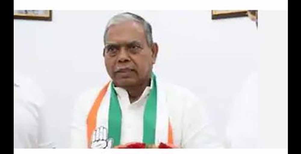 11 सालों में संविधान के हर पन्ने पर तानाशाही की स्याही पोतने वाली भाजपा आज अपनी उपलब्धि बता रही : कांग्रेस 11 सालों में संविधान के हर पन्ने पर तानाशाही की स्याही पोतने वाली भाजपा आज अपनी उपलब्धि बता रही : कांग्रेस