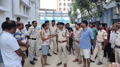 दो बाइक और एक कार से आए अपराधियों ने युवक की गोली मारकर की हत्या
