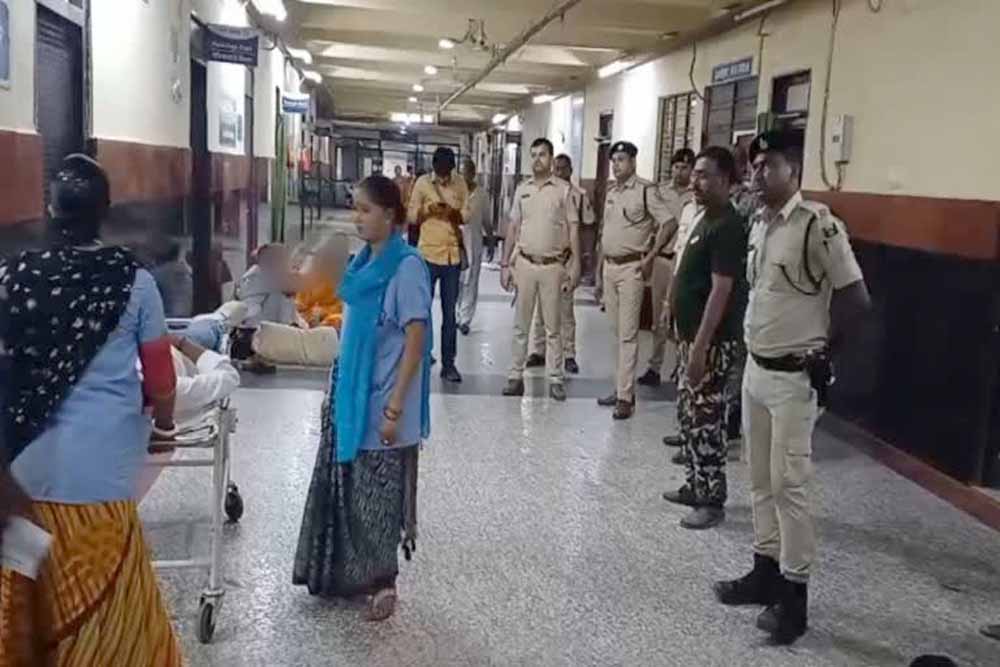 मुजफ्फरपुर में पुलिस ने दो खूंखार अपराधियों को ताबड़तोड़ फायरिंग के बाद किया गिरफ्तार