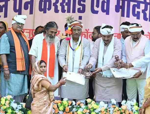 मुख्यमंत्री विष्णुदेव साय कांकेर में बुढालपेन करसाड़ एवं मांदरी महोत्सव में हुए शामिल मुख्यमंत्री विष्णुदेव साय कांकेर में बुढालपेन करसाड़ एवं मांदरी महोत्सव में हुए शामिल