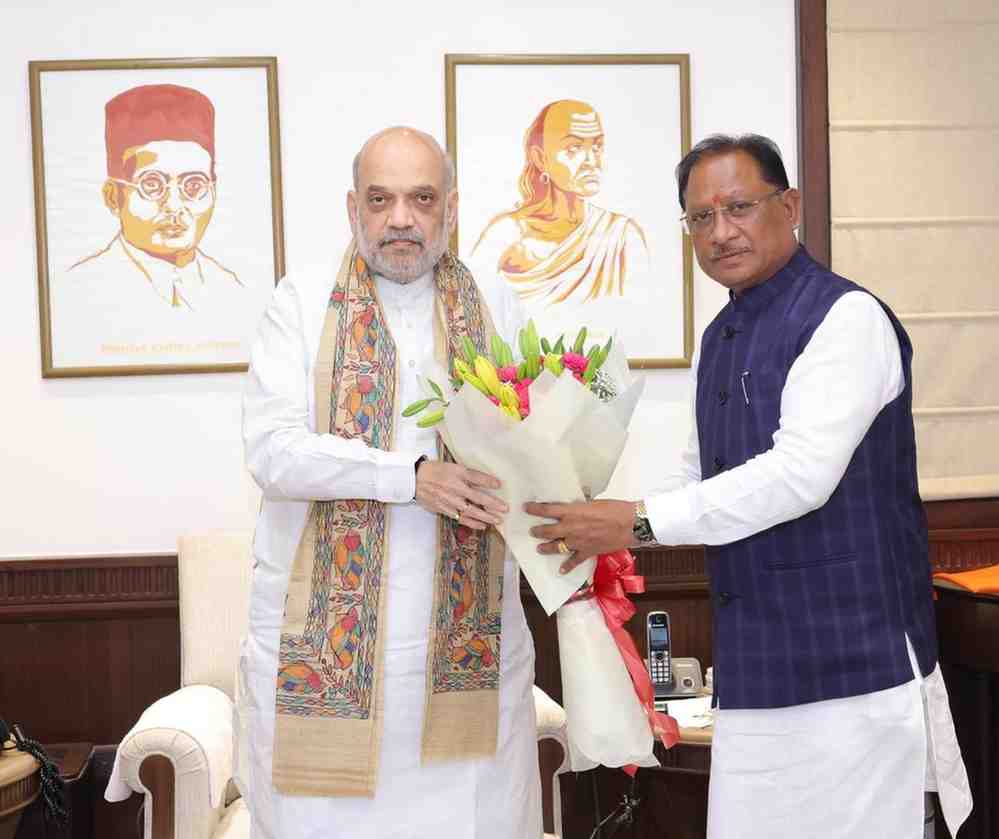 छत्तीसगढ़ के मुख्यमंत्री विष्णुदेव साय ने केंद्रीय गृहमंत्री से की मुलाकात,नक्सल ऑपरेशन की उपलब्धियों और बस्तर के विकास की दी जानकारी