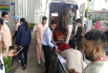 बस के चालक को आया हार्ट अटैक, यात्रियों ने सीपीआर देकर बचाई जान,  एंबुलेंस से पहुंचाया गया अस्पताल