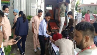 बस के चालक को आया हार्ट अटैक, यात्रियों ने सीपीआर देकर बचाई जान,  एंबुलेंस से पहुंचाया गया अस्पताल