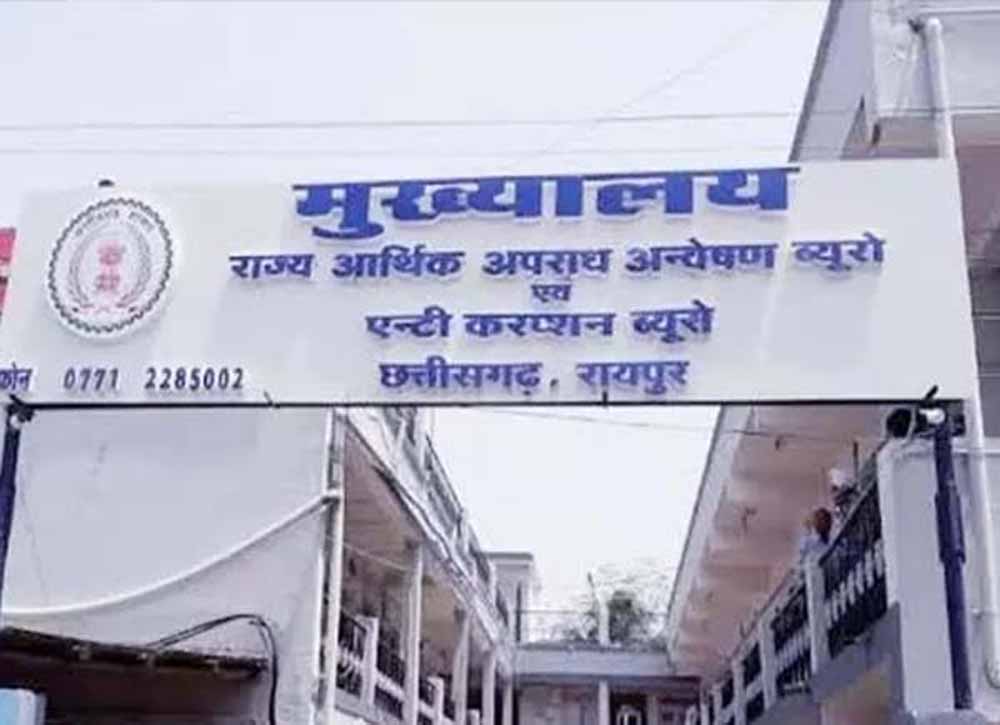 शराब घोटाले में एसीबी को बड़ी सफलता, एक बड़े कारोबारी का भी नाम