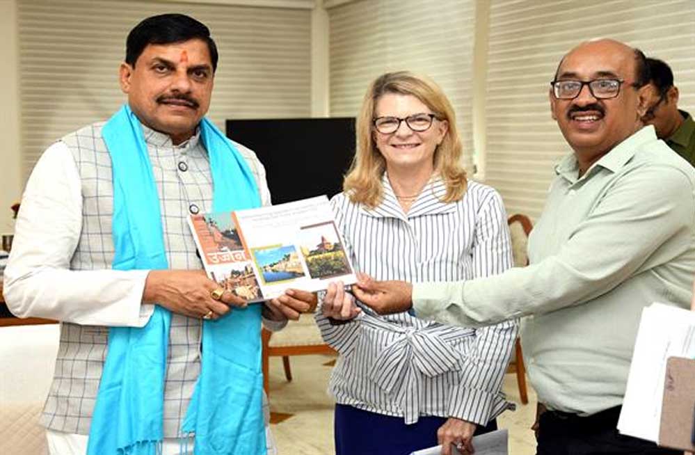 बच्चों का स्वास्थ्य हमारी प्राथमिकता, बाल पोषण सुधार के लिए मिशन मोड में हो रहे प्रयास : मुख्यमंत्री डॉ. यादव बच्चों का स्वास्थ्य हमारी प्राथमिकता, बाल पोषण सुधार के लिए मिशन मोड में हो रहे प्रयास : मुख्यमंत्री डॉ. यादव