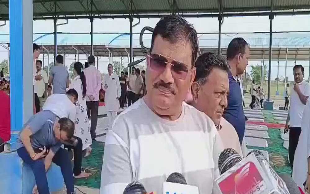 बुरहानपुर में अंतर्राष्ट्रीय योग दिवस पर सूर्यपुत्री ताप्ती नदी के राजघाट का अद्भूत दृश्य बुरहानपुर में अंतर्राष्ट्रीय योग दिवस पर सूर्यपुत्री ताप्ती नदी के राजघाट का अद्भूत दृश्य