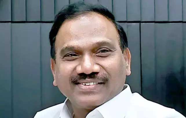 ऊटी स्टेशन से हटाएं हिंदी वाले बैनर्स, तमिल भावनाएं हो रहीं आहत: ए राजा ऊटी स्टेशन से हटाएं हिंदी वाले बैनर्स, तमिल भावनाएं हो रहीं आहत: ए राजा