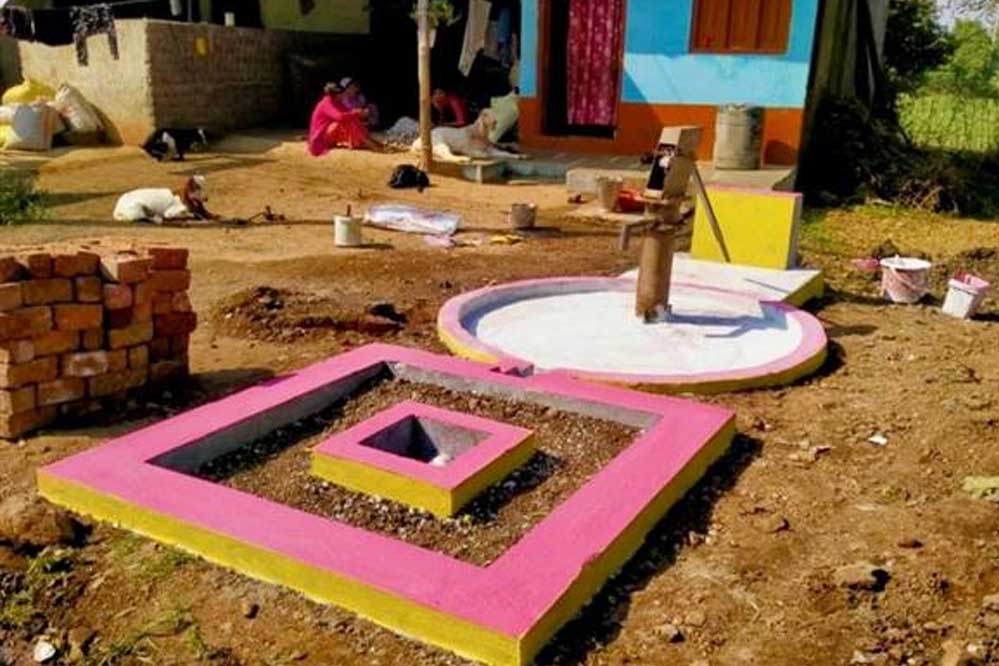 खंडवा ने जल संचय में ऐतिहासिक उपलब्धि की हासिल खंडवा ने जल संचय में ऐतिहासिक उपलब्धि की हासिल