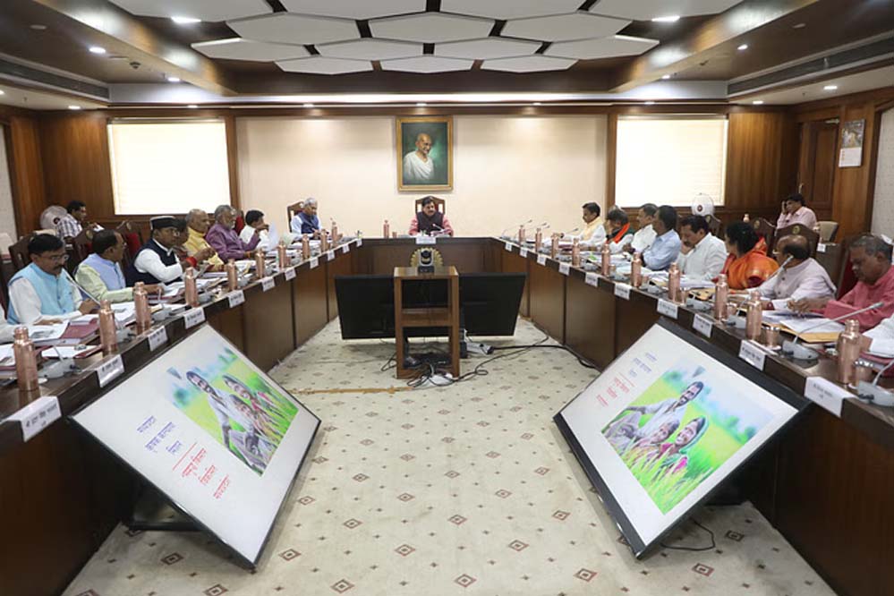कल पचमढ़ी में कैबिनेट बैठक, सीएम 33.88 करोड़ के विकास कार्यों का लोकार्पण और शिलान्यास करेंगे कल पचमढ़ी में कैबिनेट बैठक, सीएम 33.88 करोड़ के विकास कार्यों का लोकार्पण और शिलान्यास करेंगे