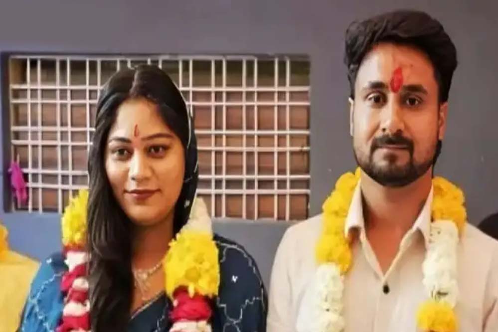 इंदौर के दंपती राजा और सोनम रघुवंशी को लापता हुए आज 11 दिन हो गए, परिजन बोले-पर्यटन मंत्री को सिर्फ टूरिज्म की चिंता इंदौर के दंपती राजा और सोनम रघुवंशी को लापता हुए आज 11 दिन हो गए, परिजन बोले-पर्यटन मंत्री को सिर्फ टूरिज्म की चिंता