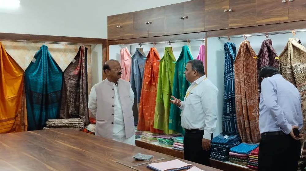 पचमढ़ी सिल्क-टेक पार्क को प्रोजेक्ट मोड में विकसित किया जाए : राज्य मंत्री जायसवाल