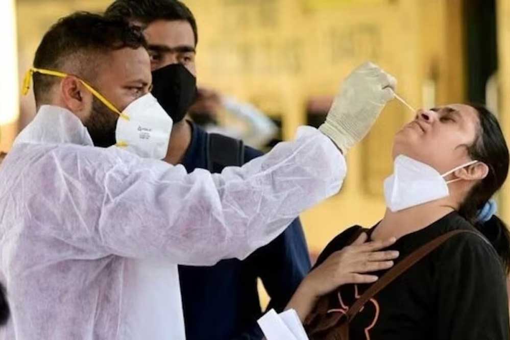 भारत में एक्टिव केस 5700 के पार, 4 की मौत, केरल का हाल सबसे बुरा… जानें देश में कोरोना की मौजूदा स्थिति भारत में एक्टिव केस 5700 के पार, 4 की मौत, केरल का हाल सबसे बुरा… जानें देश में कोरोना की मौजूदा स्थिति