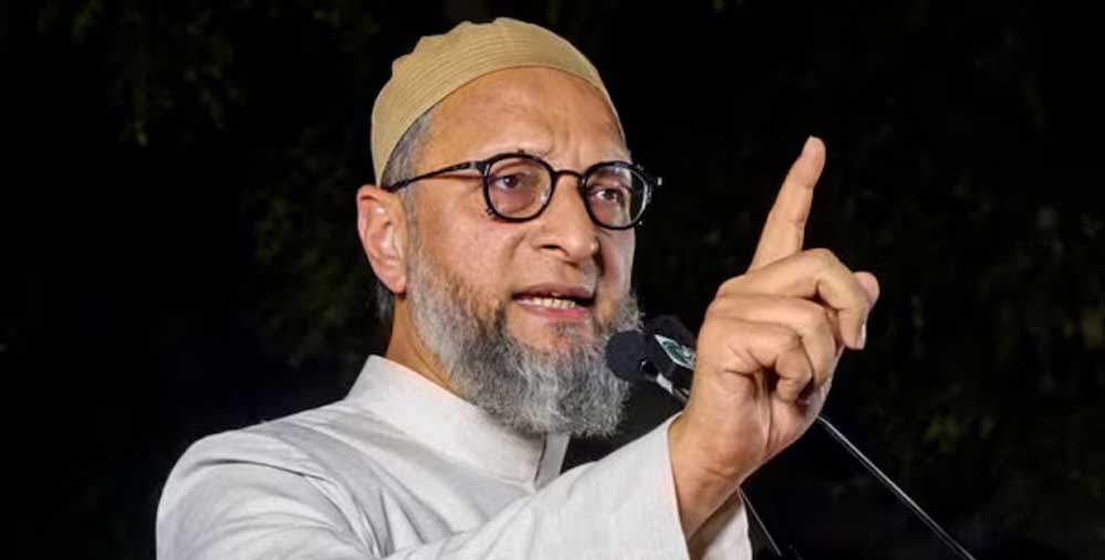 कुख्यात आतंकवादी आधिकारिक तौर पर जेल में रहते हुए भी पिता बन गया: ओवैसी कुख्यात आतंकवादी आधिकारिक तौर पर जेल में रहते हुए भी पिता बन गया: ओवैसी