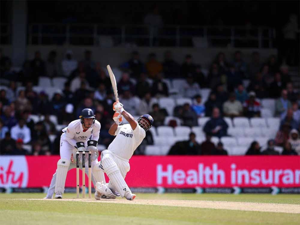 डिविलियर्स ने कहा- 100 में 99 बार पंत जैसे खिलाड़ी सफल होते हैं