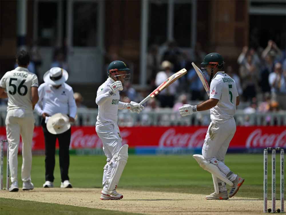 दक्षिण अफ्रीका ने इस तरह तक ‘चोकर्स’ के तमगे को पीछे छोड़ते हुए 27 साल बाद आईसीसी के किसी टूर्नामेंट का खिताब जीता