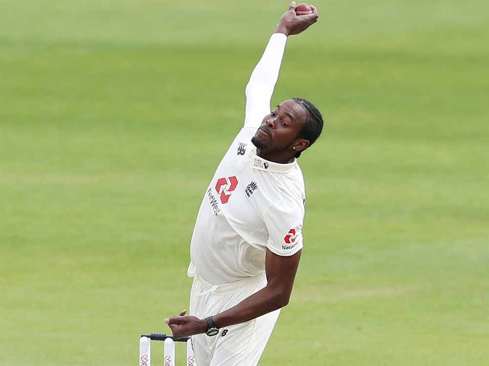 4 साल बाद खतरनाक बॉलर जोफ्रा आर्चर की हुई वापसी, इंग्लैंड ने दूसरे मैच के लिए किया टीम का ऐलान