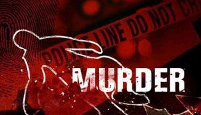लोहरदगा में महिला और पोते की गला रेतकर हत्या, इलाके में फैली सनसनी लोहरदगा में महिला और पोते की गला रेतकर हत्या, इलाके में फैली सनसनी