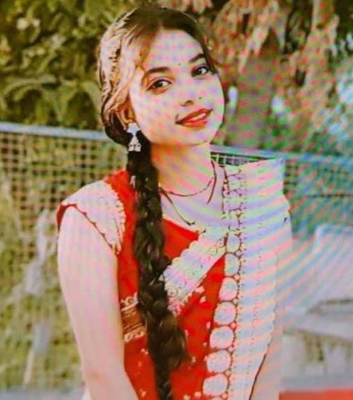 सब देखते रहे और बेटी की गर्दन रेतता रहा हैवान, किसी ने नहीं रोकी उसकी मौत सब देखते रहे और बेटी की गर्दन रेतता रहा हैवान, किसी ने नहीं रोकी उसकी मौत