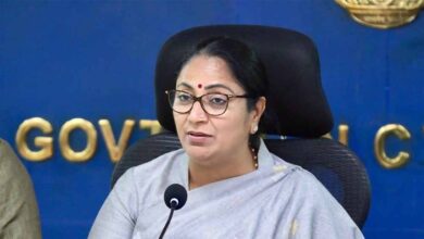 रेखा गुप्ता सरकार का व्यापारियों को बड़ा तोहफा, 8 लाख कारोबारियों को मिलेगा लाभ