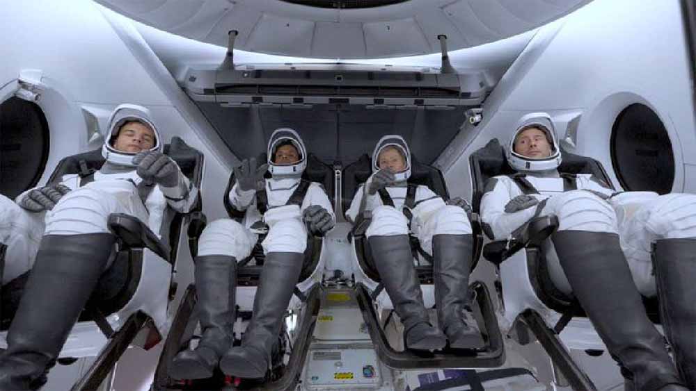 मेरे साथ मेरे कंधे पर तिरंगा है, जय हिंद, जय भारत, अंतरिक्ष से आया शुभांशु का पहला संदेश मेरे साथ मेरे कंधे पर तिरंगा है, जय हिंद, जय भारत, अंतरिक्ष से आया शुभांशु का पहला संदेश