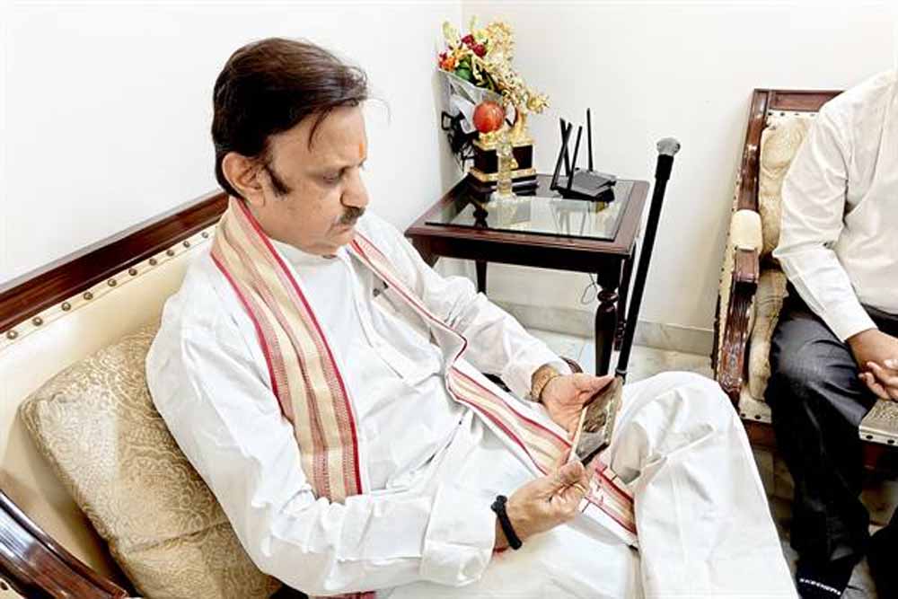 ‘मन की बात’ देश की आत्मा से जुड़ाव का माध्यम: प्रेरणा, दिशा और विश्वास का स्रोत: उप मुख्यमंत्री शुक्ल ‘मन की बात’ देश की आत्मा से जुड़ाव का माध्यम: प्रेरणा, दिशा और विश्वास का स्रोत: उप मुख्यमंत्री शुक्ल