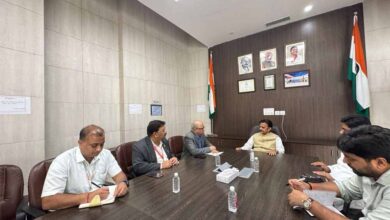 विंध्य क्षेत्र में हवाई सेवाओं के विस्तार के लिए उप मुख्यमंत्री शुक्ल और एलायंस एयर के अधिकारियों की महत्वपूर्ण बैठक