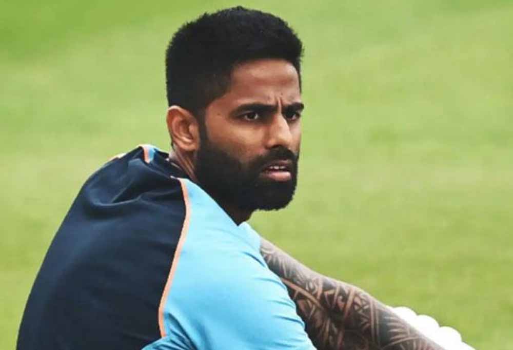 सूर्यकुमार यादव ‘स्पोर्ट्स हर्निया’ से संबंधित चोट के इलाज के लिए विशेषज्ञ से परामर्श लेने इंग्लैंड गए, हो सकती है सर्जरी सूर्यकुमार यादव ‘स्पोर्ट्स हर्निया’ से संबंधित चोट के इलाज के लिए विशेषज्ञ से परामर्श लेने इंग्लैंड गए, हो सकती है सर्जरी