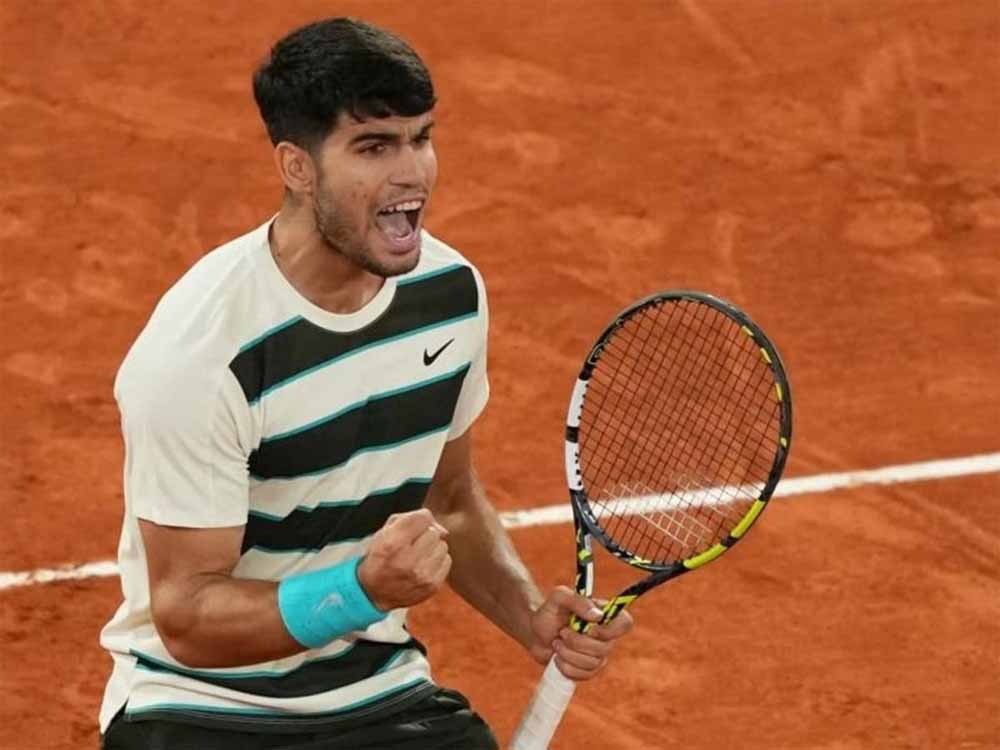 लोरेंजो मुसेटी को सेमीफाइनल में लगी चोट, बीच में ही छोड़ा, इससे कार्लोस अल्काराज फ्रेंच ओपन के फाइनल में पहुंचे