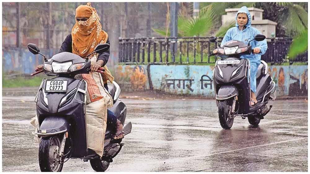 छत्तीसगढ़ में झमाझम बारिश के आसार, कई जिलों में वज्रपात का अलर्ट